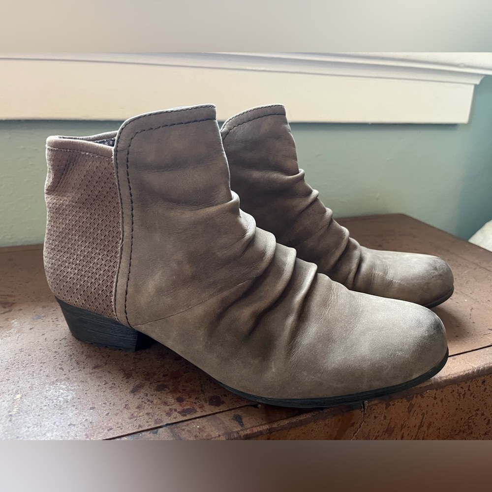 Rockport boots